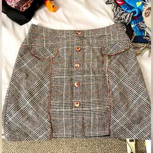 High waisted wool skirt